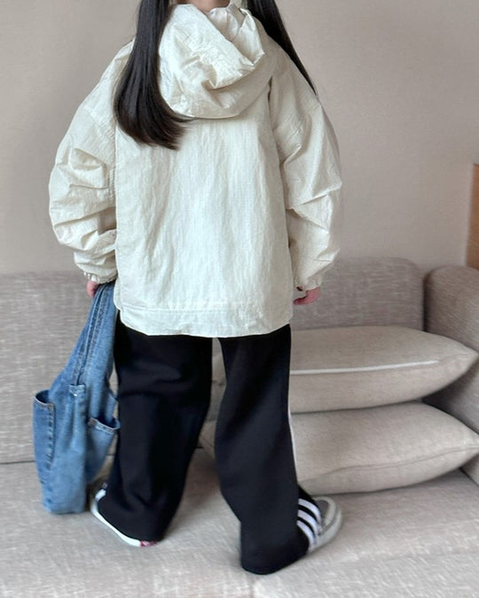トラックパンツ