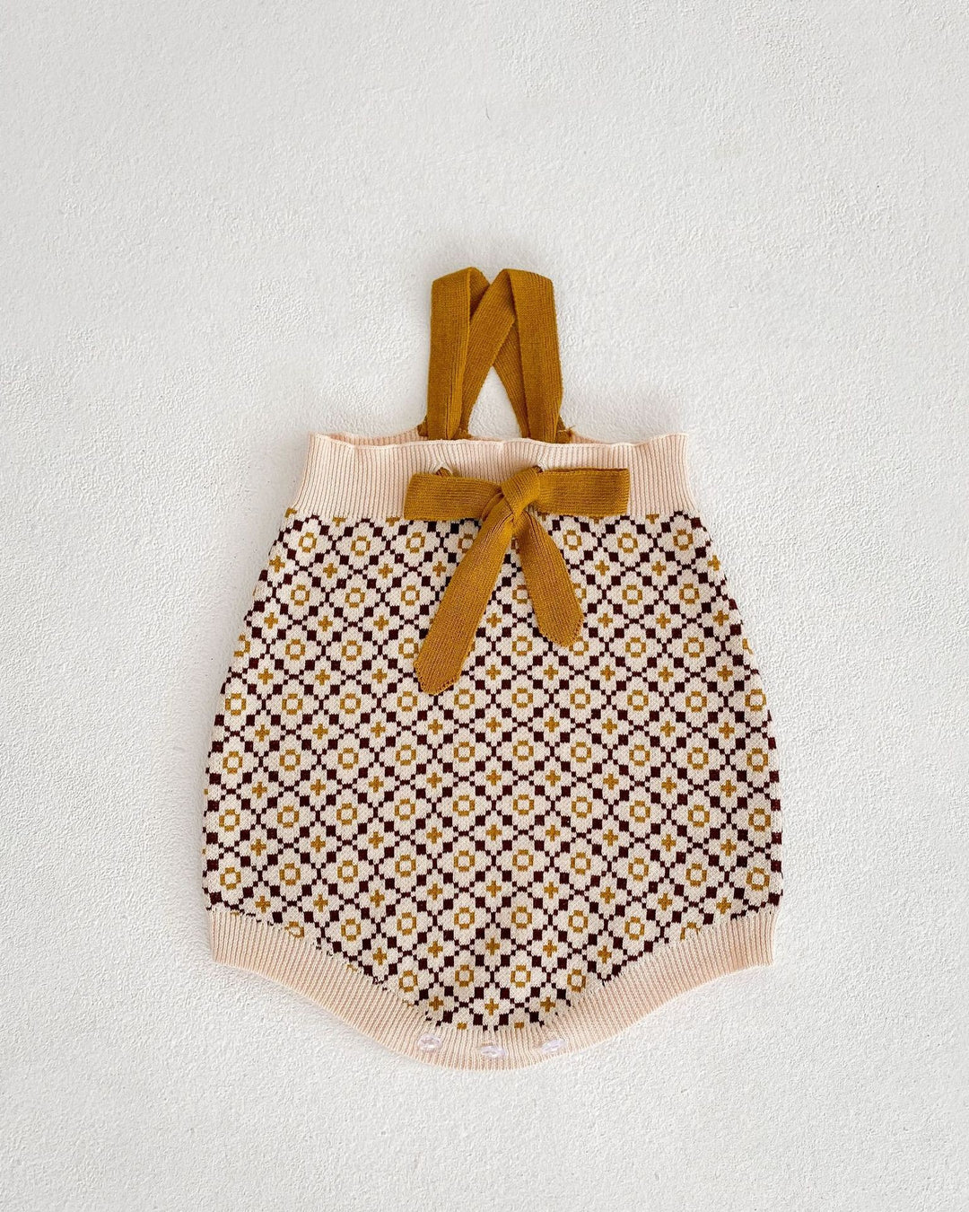 ジオメトリックニットサロペット