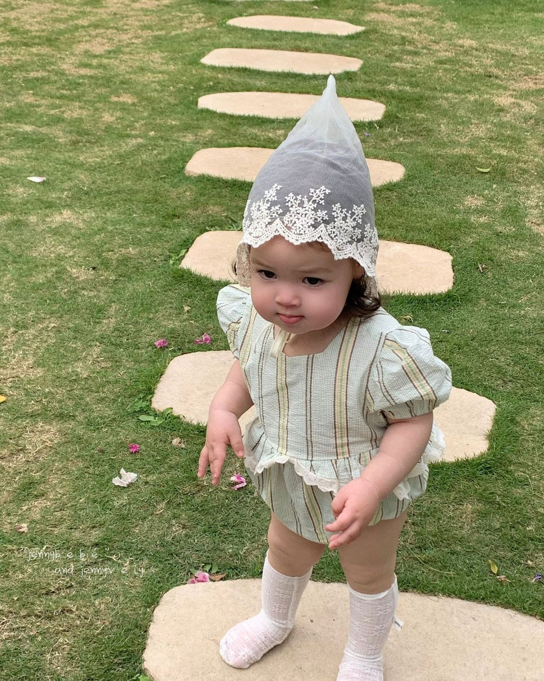 マルチストライプリンクルロンパース