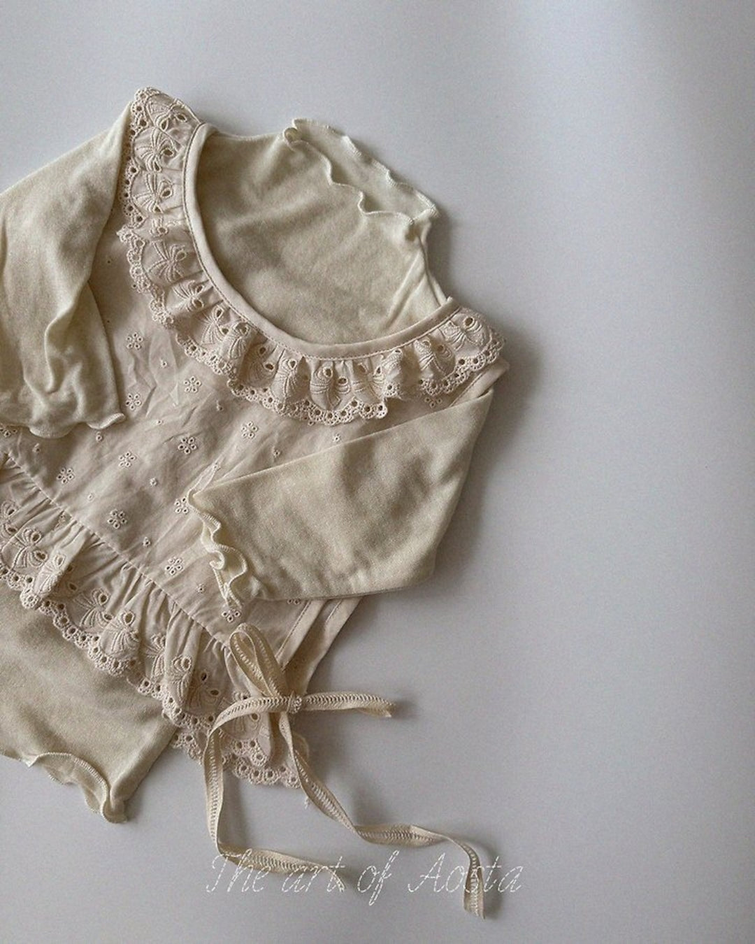 [AOSTA]Lace Olivia Vest