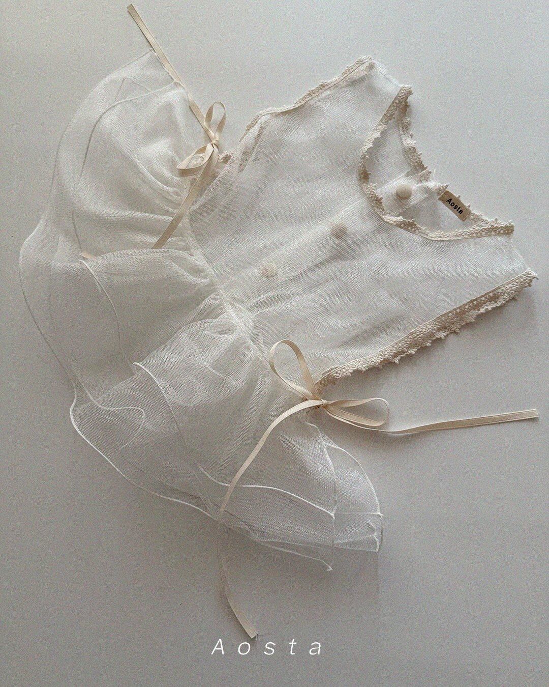 [aosta]lace simple vest