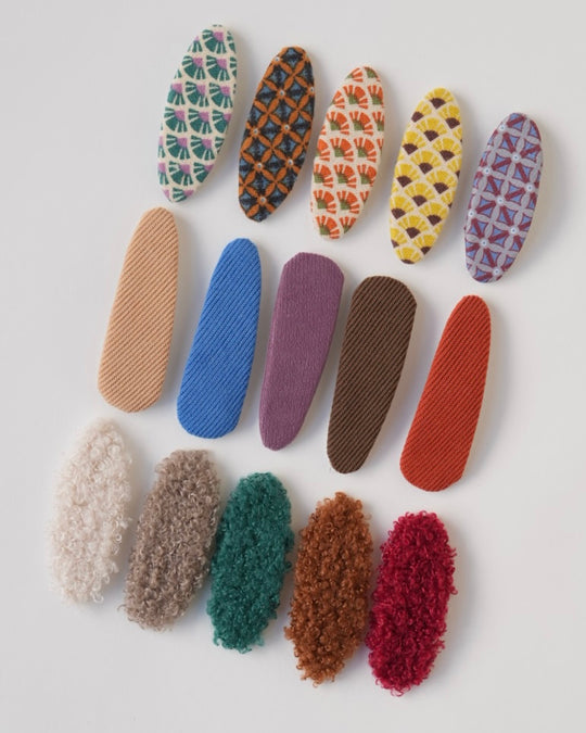 ボア×ファブリックパッチンピン