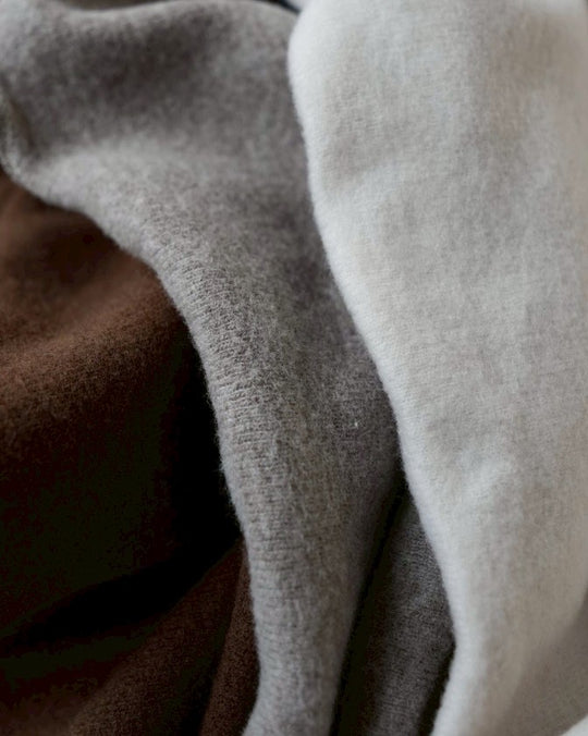 リボンステッチスムースメロウトップス