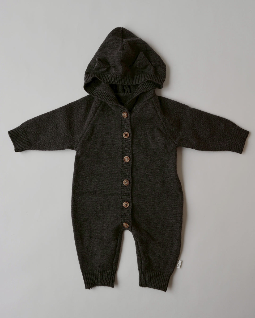 ねこ耳フーディニットロンパース