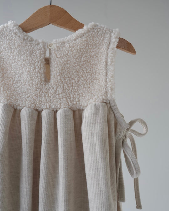 [nunu biel]boa dress