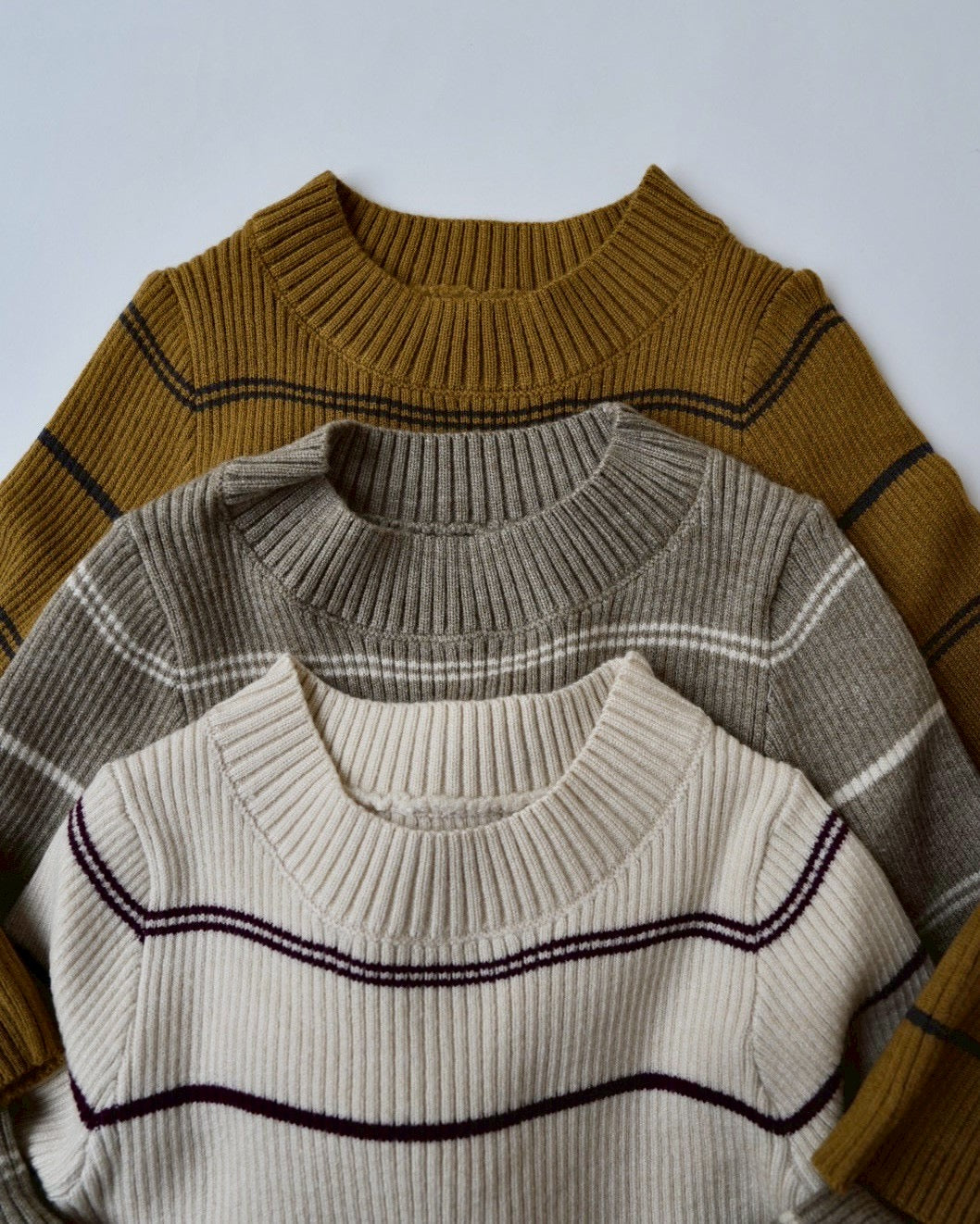 ダブルラインボーダーニット