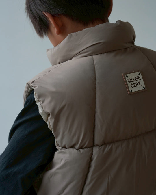 アーチキルトダウンベスト