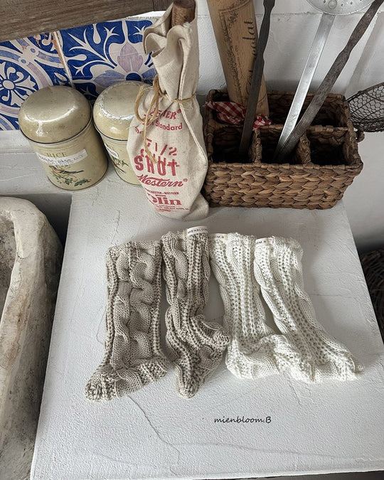 [Bloom.B]プレッツェルニットソックス