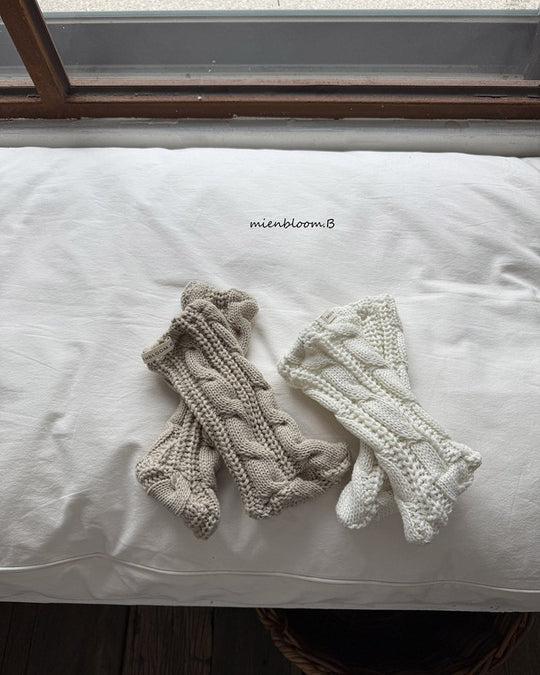 [Bloom.B]プレッツェルニットソックス