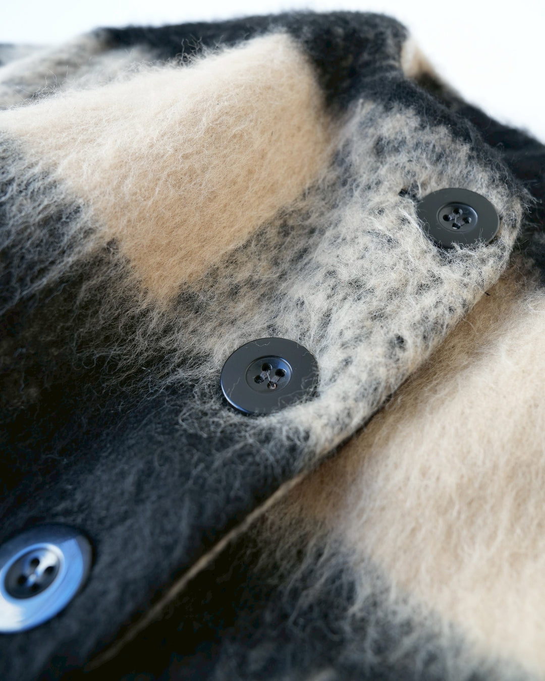 マフラー付きシャギーウールチェックコート