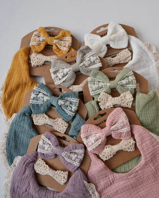 ヘアバンド付フリルガーゼスタイ