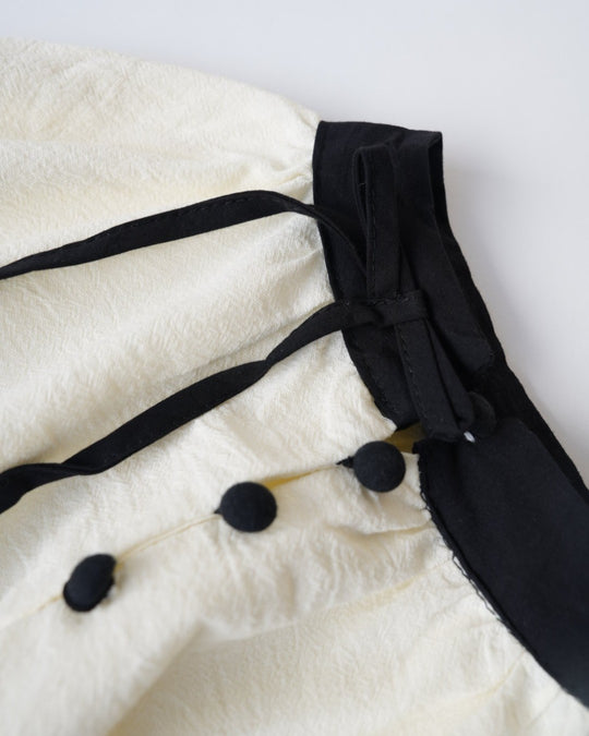 バイカラースモックブラウス