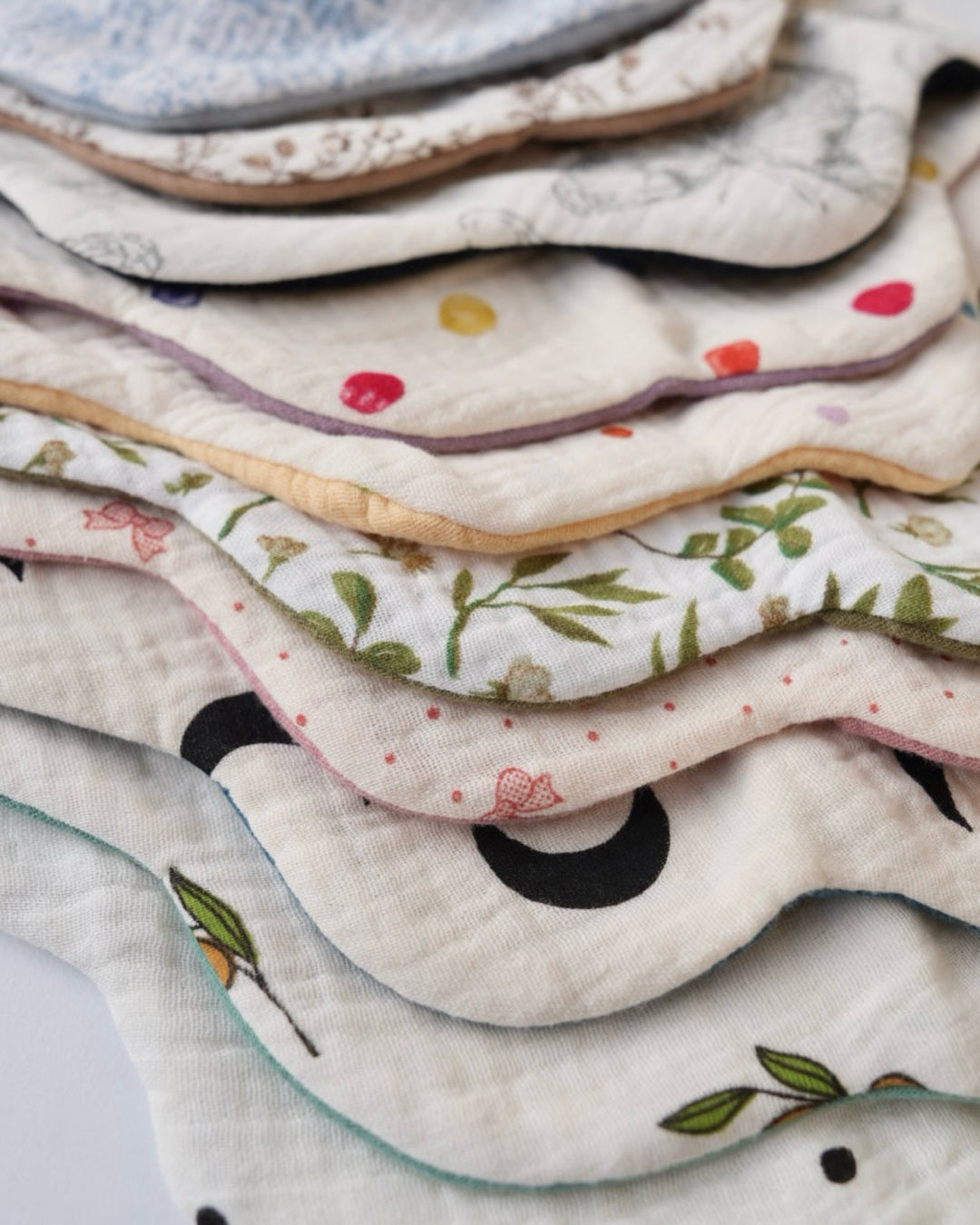 リバーシブルガーゼスタイ