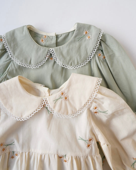 デイジー刺しゅうブラウスロンパース