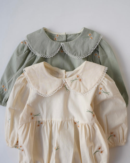 デイジー刺しゅうブラウスロンパース