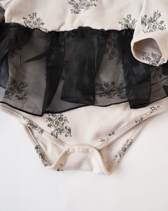 スカート付フラワーロンパース