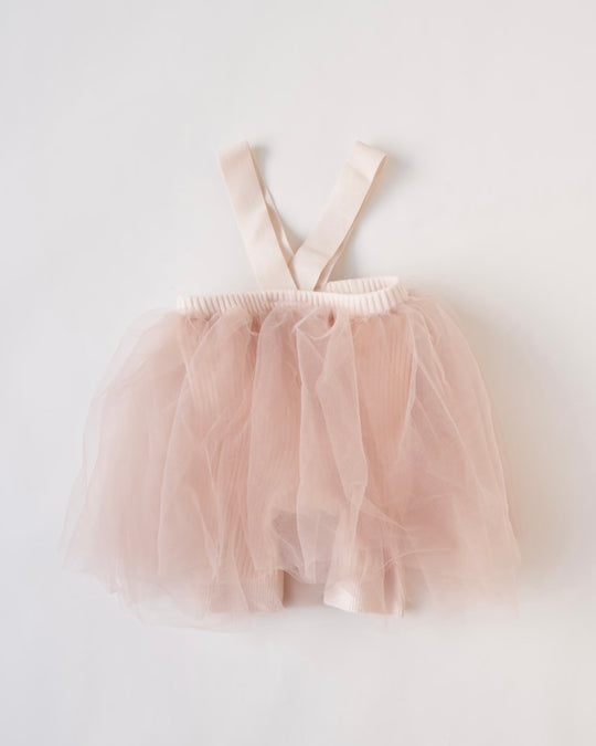 チュールスカートサスレギンス