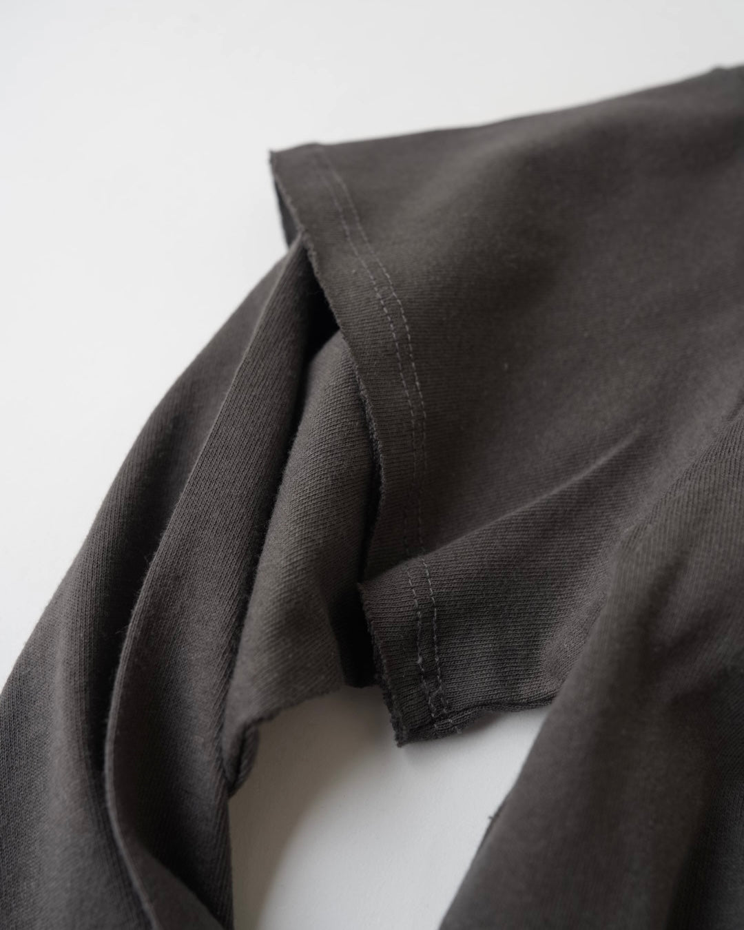 レイヤードショート丈プリントT