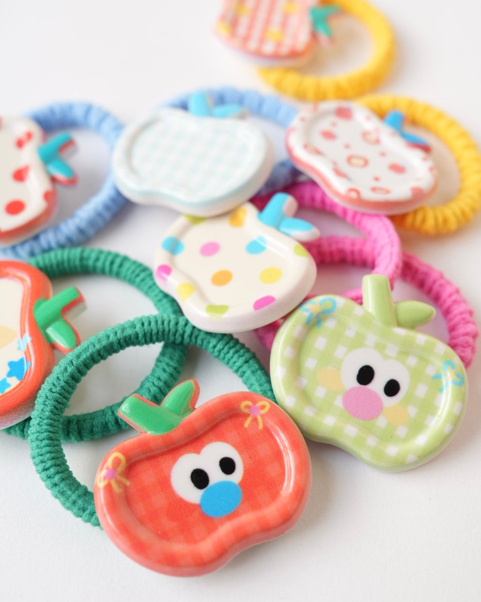 リンゴヘアゴム