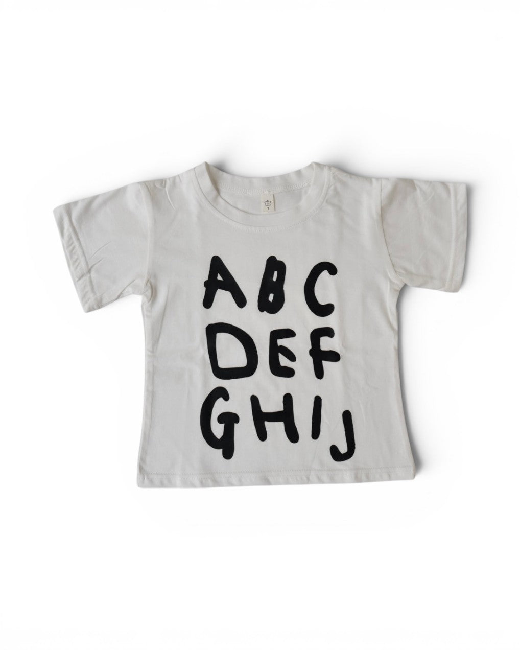 アルファベットTシャツ.