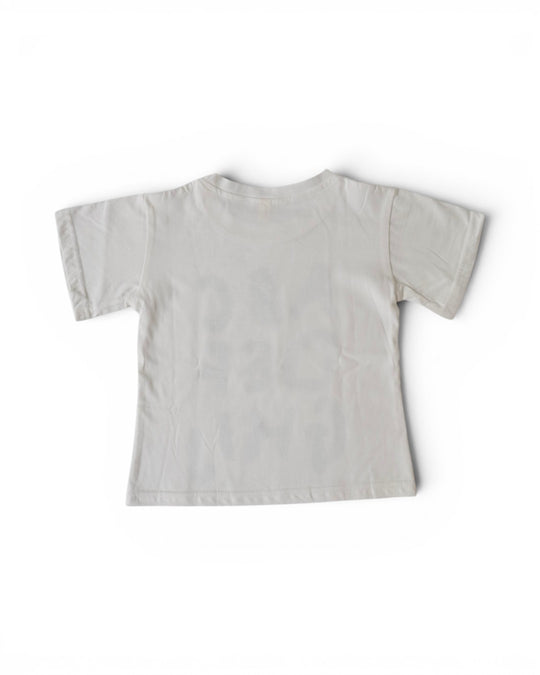 アルファベットTシャツ.