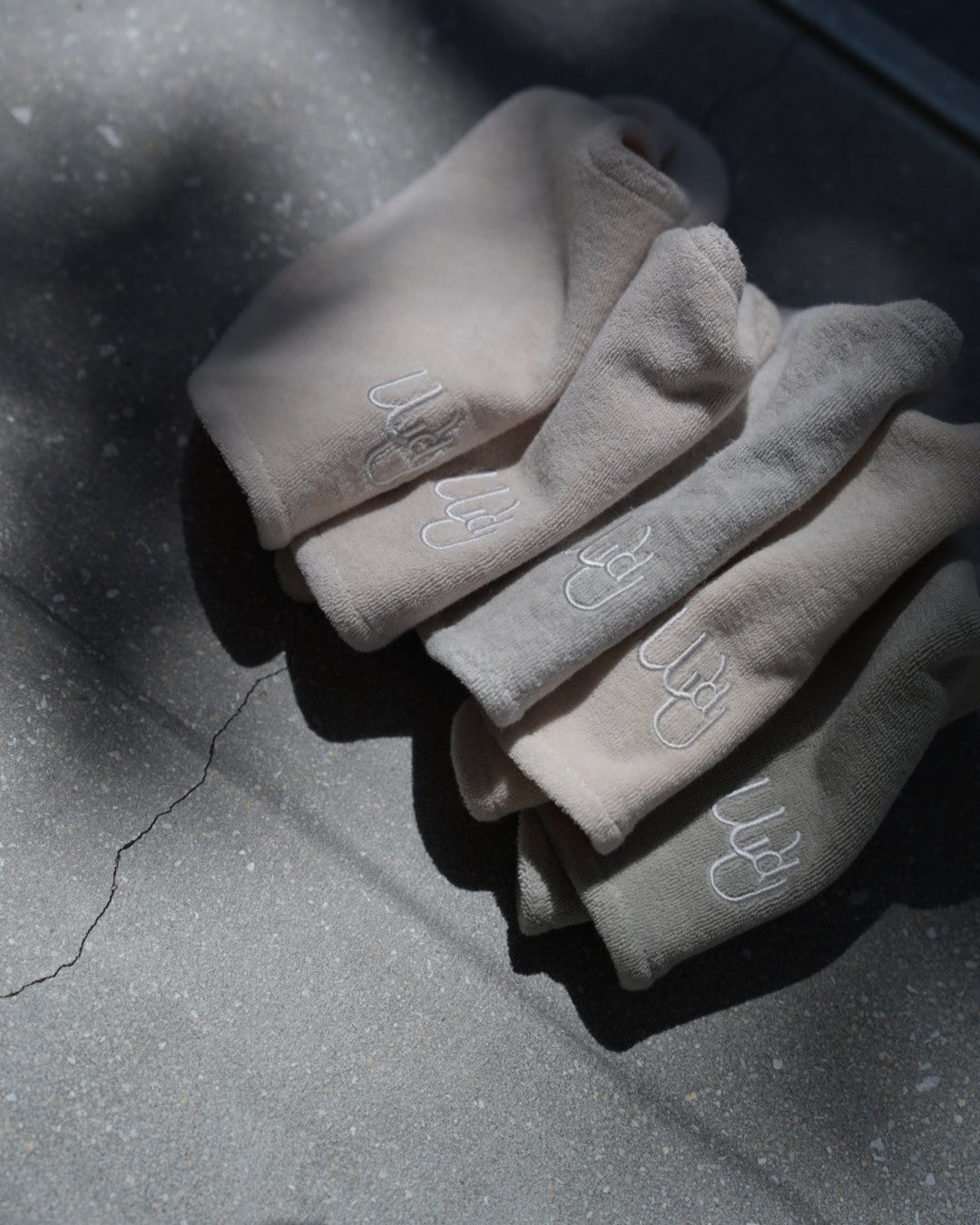 [would U]cloud terry bibs"16色"