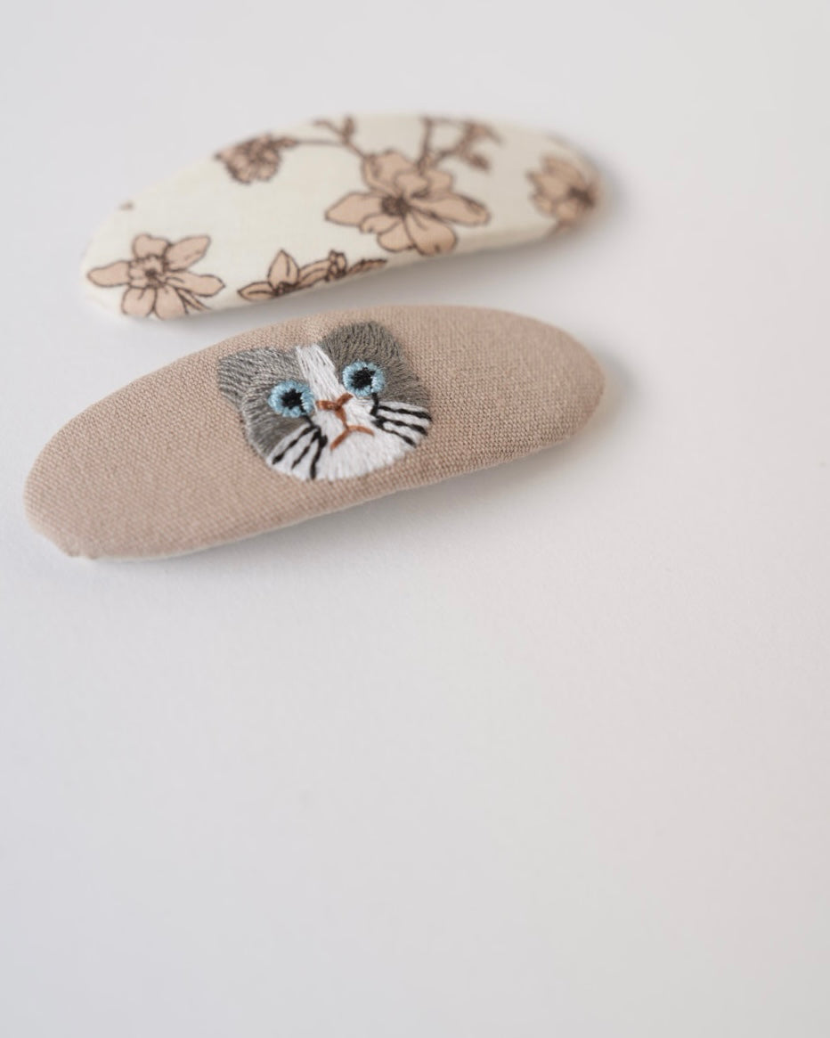 ハチワレパッチンピン