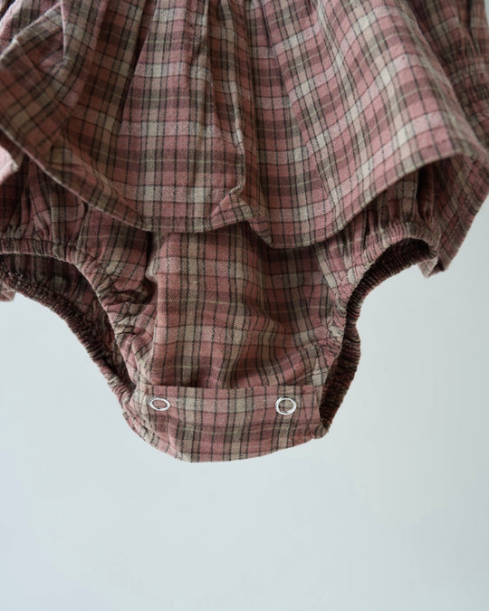 ギャザースリーブチェックロンパース