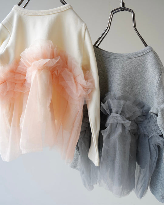 チュールフリルトップス