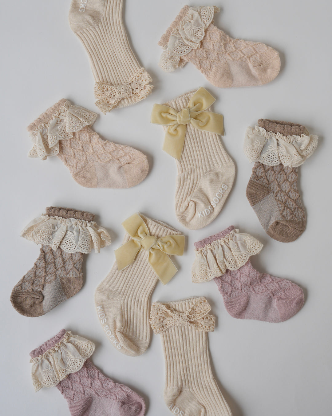 ヘアバンド付きソックス