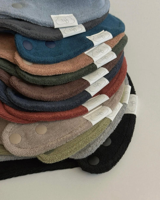[would U]cloud terry bibs"25色"