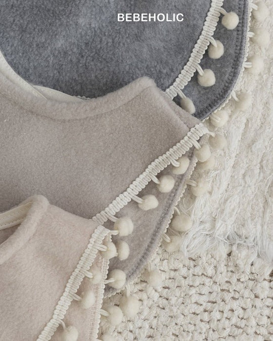 [bebeholic]フリースポンポンスタイ