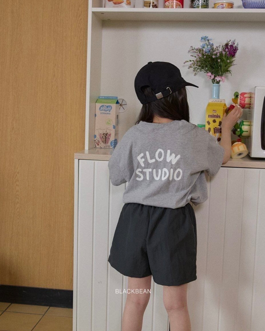 [BLACKBEAN]flow T-shirt