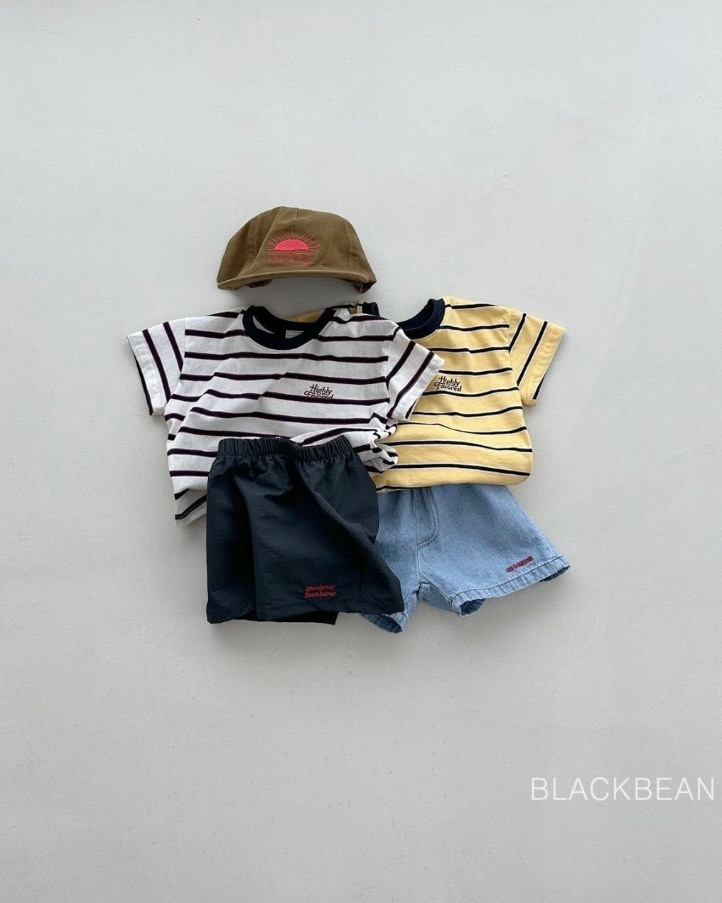 [BLACKBEAN]maple T-shirt