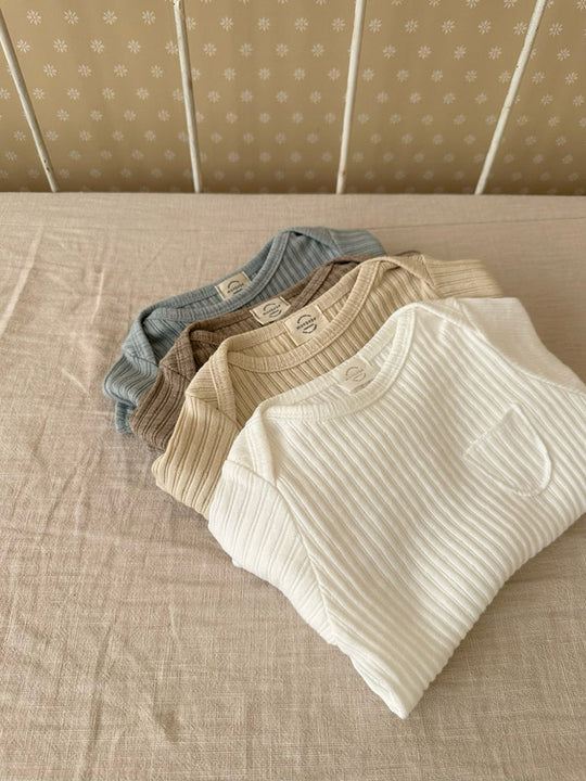 予約[monbebe]Leo Boy Suit (beanie Set)