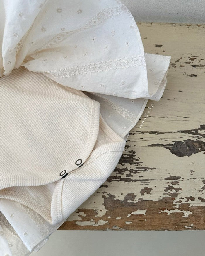 予約[monbebe]Charlotte suit