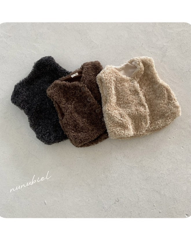 [nunu biel]fur vest