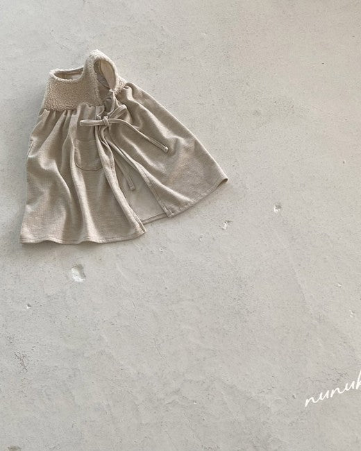 [nunu biel]boa dress