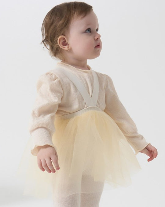 チュールスカートサスレギンス