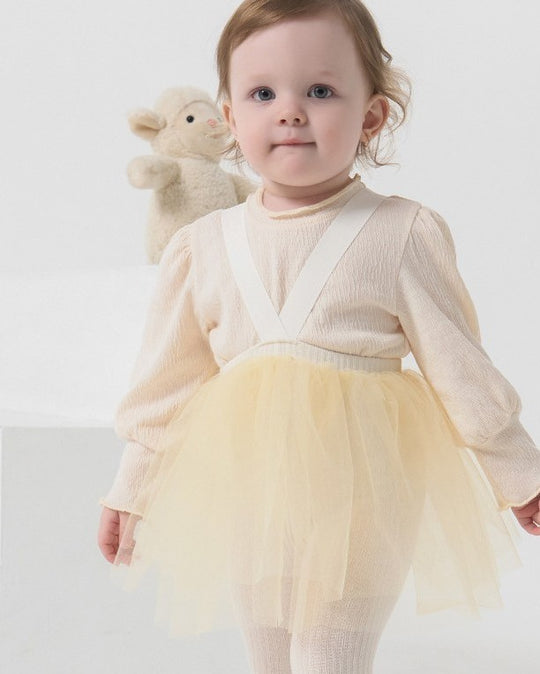 チュールスカートサスレギンス