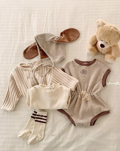 予約[valubebe]クロップド配色スーツ