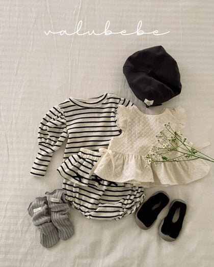 予約[valubebe]フリルストライプブルマ