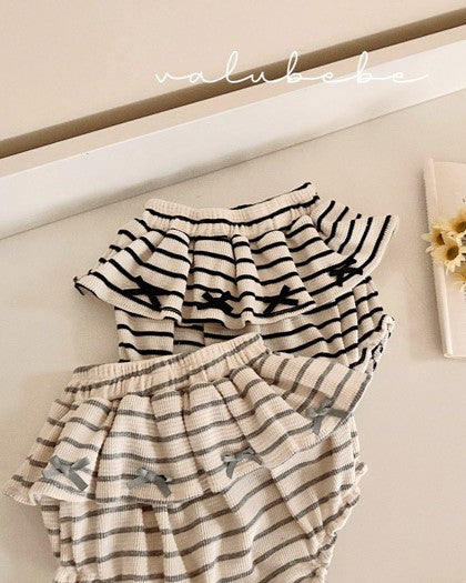 予約[valubebe]フリルストライプブルマ
