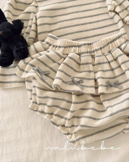 予約[valubebe]フリルストライプブルマ