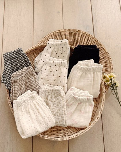 予約[valubebe]エンボスパンツ