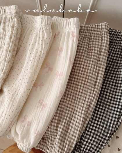 予約[valubebe]エンボスパンツ