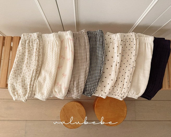 予約[valubebe]エンボスパンツ