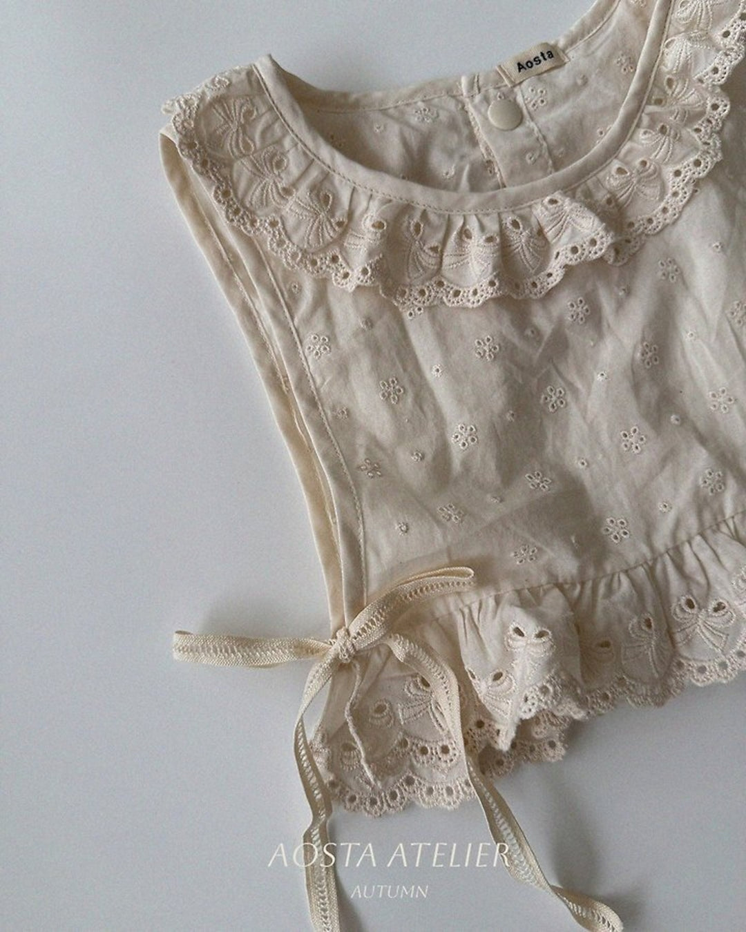 [AOSTA]Lace Olivia Vest