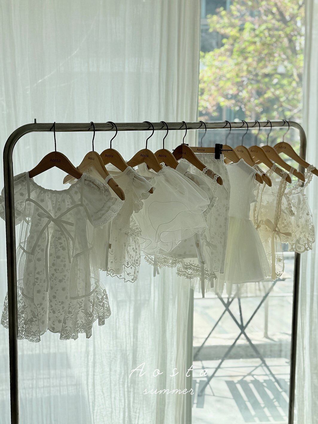 [aosta]lace strap bustier