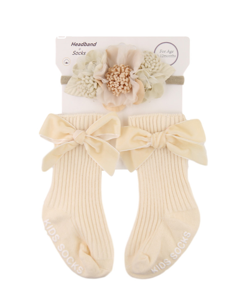 ヘアバンド付きソックス